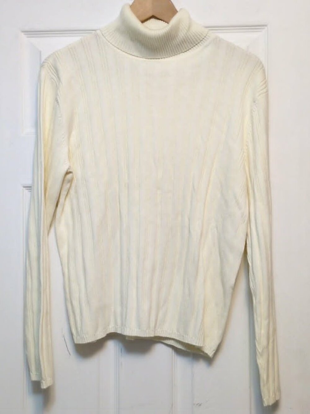 Talbots Sz L Cream Sweater Ribbed 90s Minimalist Light Academia Cottagecore Chic